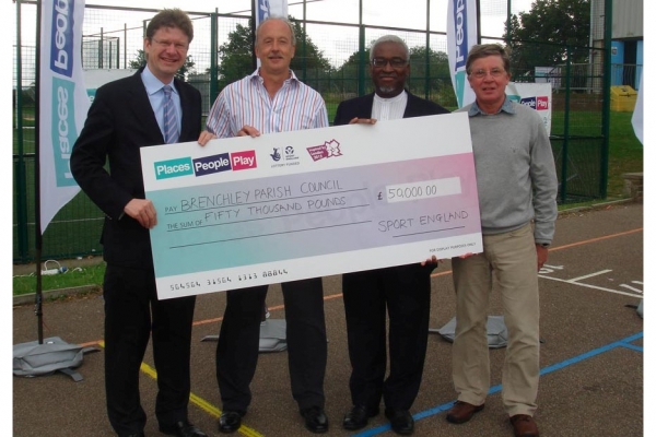 Sport England cheque for Matfield Green CC pavilion.jpg 